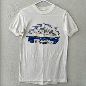 Vintage T-Shirt | Carnival Cruise | The Fun Ship Tropicale | Travel Souvenir | L